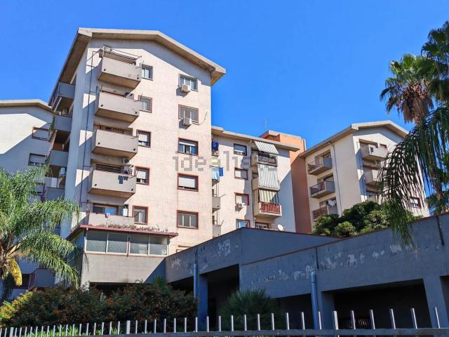 Appartamento in vendita a Paternò, Sicilia