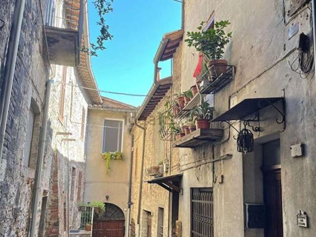 Appartamento in vendita a Izzalini, Umbria