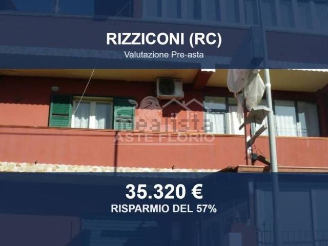 Appartamento in vendita a Calabria, Reggio Calabria