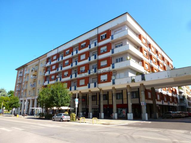 Appartamento in vendita a Cuneo Centro, Piemonte