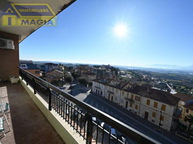 Appartamento in vendita a Borgo Cappuccini, Marche