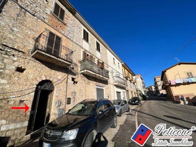 Appartamento in vendita a Lenola, Lazio