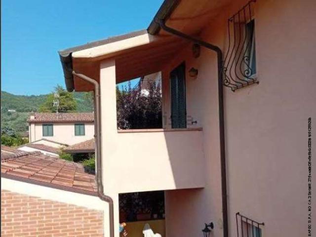 Appartamento in vendita a Madonna di Mezzastrada, Palazzo Del Pero
