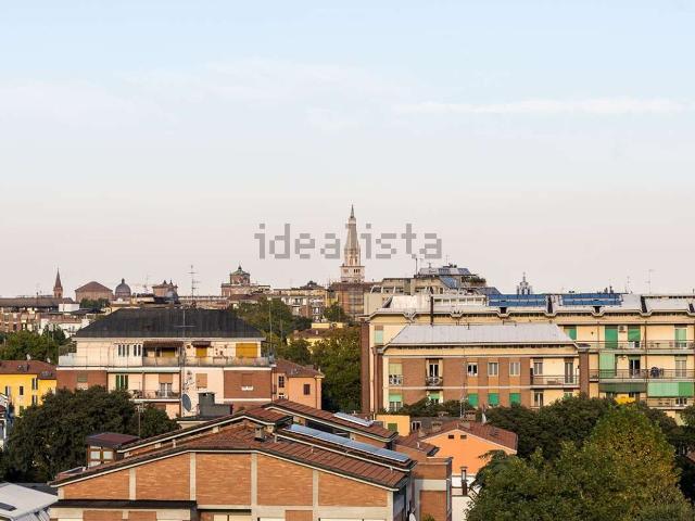 Attico in vendita a San Faustino-Madonnina-Quattroville, Modena