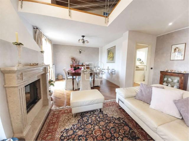 Appartamento in vendita a Lonato, Lombardia
