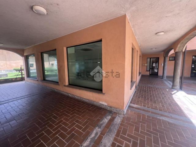 Appartamento in vendita a Gurone, Malnate