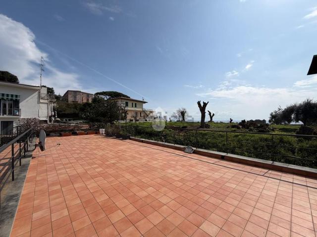 Appartamento in vendita a Municipalità 1, Campania