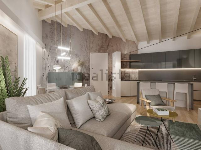 Appartamento in vendita a Sud, Brenzone