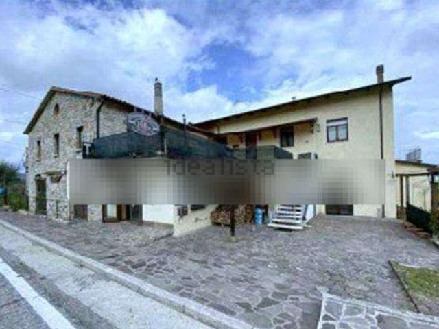 Appartamento in vendita a Poggio Gattone, Pennabilli