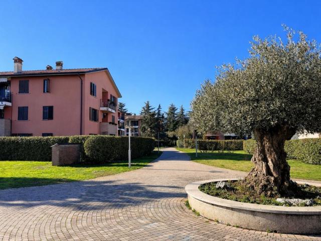 Attico in vendita a Cernusco Sul Naviglio, Lombardia