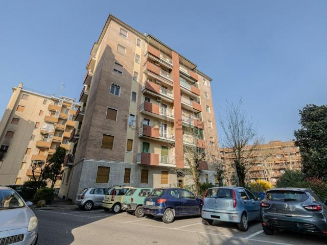 Appartamento in vendita a Cascina Torrette, Cornaredo