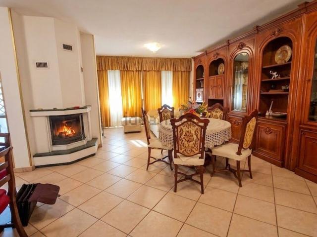 Appartamento in vendita a Marsciano, Umbria