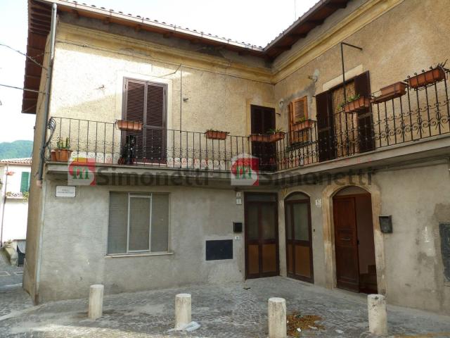 Appartamento in vendita a Pereto, Abruzzo