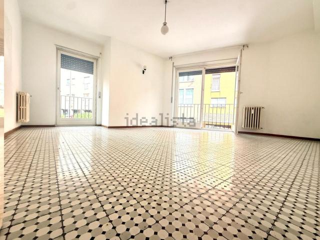 Appartamento in vendita a Morbegno, Lombardia