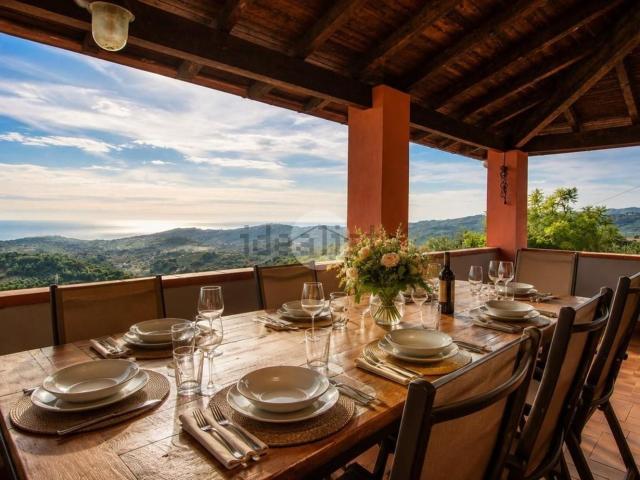 Appartamento in vendita a Imperia, Liguria