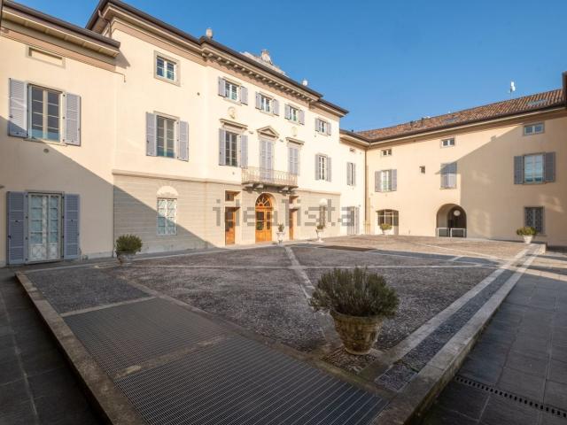 Appartamento in vendita a Ranica, Bergamo