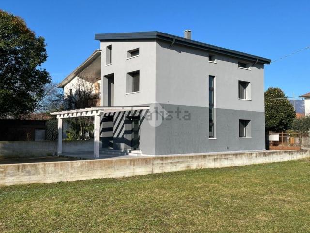 Appartamento in vendita a San Zeno, Cassola