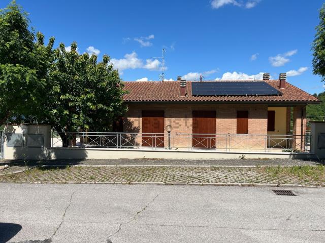 Appartamento in vendita a Ospedaletto, Marche