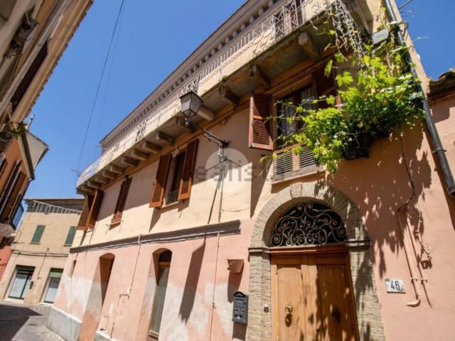 Appartamento in vendita a Atri, Abruzzo