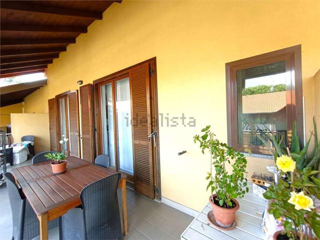 Appartamento in vendita a Monguzzo, Como