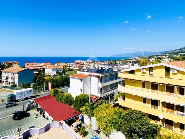 Appartamento in vendita a San Lucido, Cosenza