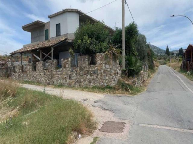 Appartamento in vendita a Calabria, Reggio Calabria