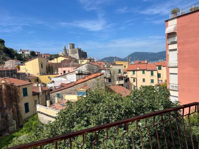 Appartamento in vendita a Carbognano, Lerici