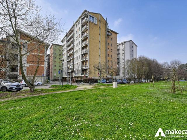 Appartamento in vendita a Melegnano, Lombardia