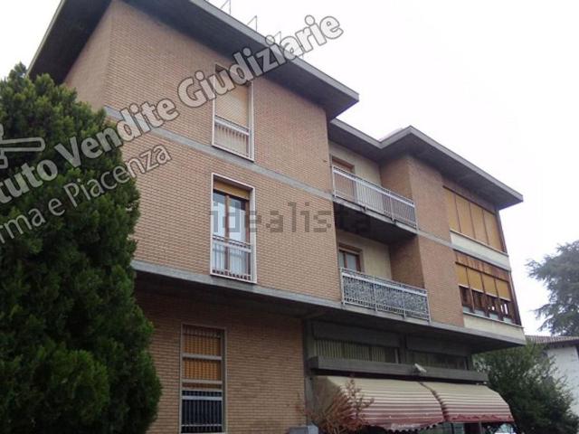 Appartamento in vendita a Collecchio, Reggio Emilia