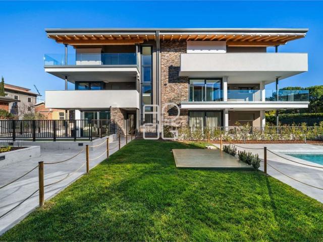 Appartamento in vendita a Rivoltella del Garda, Desenzano Del Garda