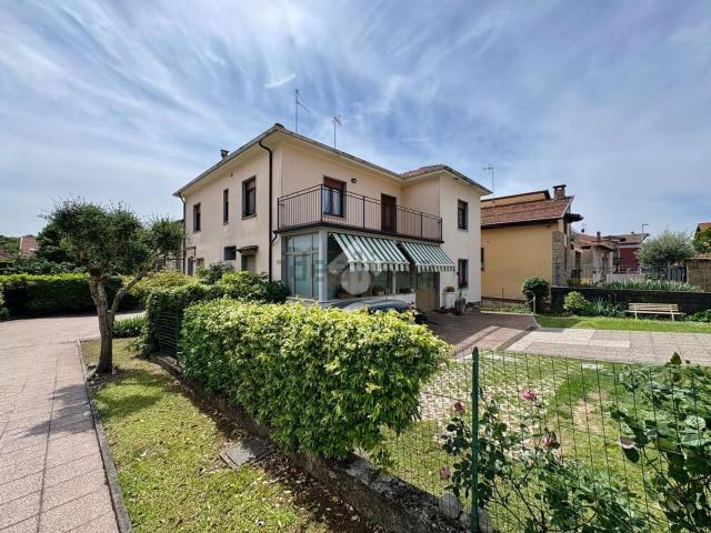 Appartamento in vendita a Adro, Lombardia