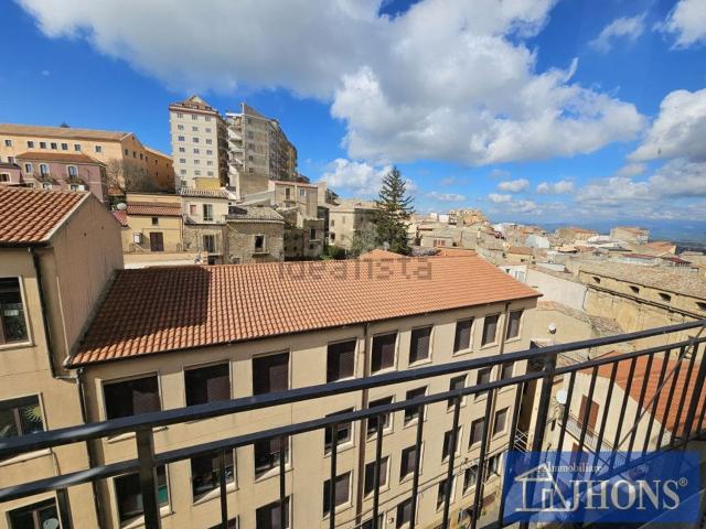 Appartamento in vendita a Monte, Enna