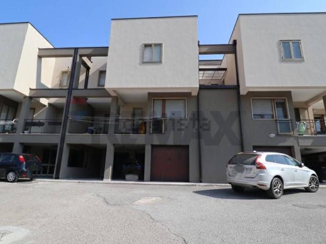 Appartamento in vendita a Lanera, Matera
