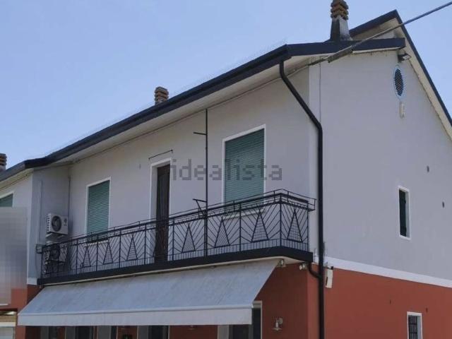 Appartamento in vendita a Megliadino San Vitale, Veneto