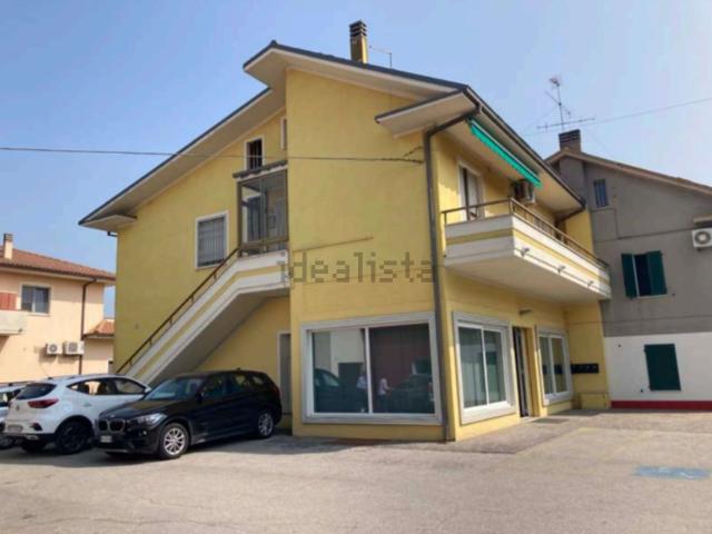 Appartamento in vendita a Carrara, Marche