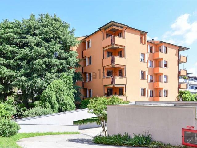 Attico in vendita a Masciago Milanese, Bovisio Masciago
