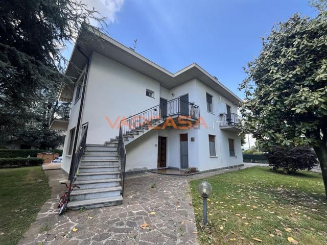 Appartamento in vendita a Urgnano, Bergamo
