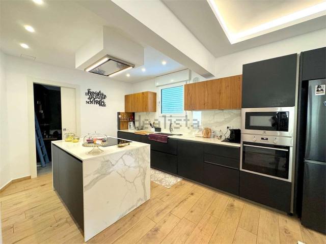 Appartamento in vendita a Puglia, Lecce