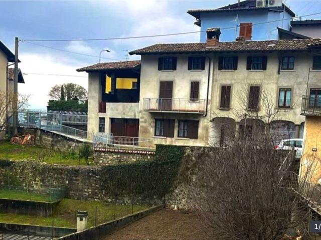 Appartamento in vendita a Cirano, Gandino