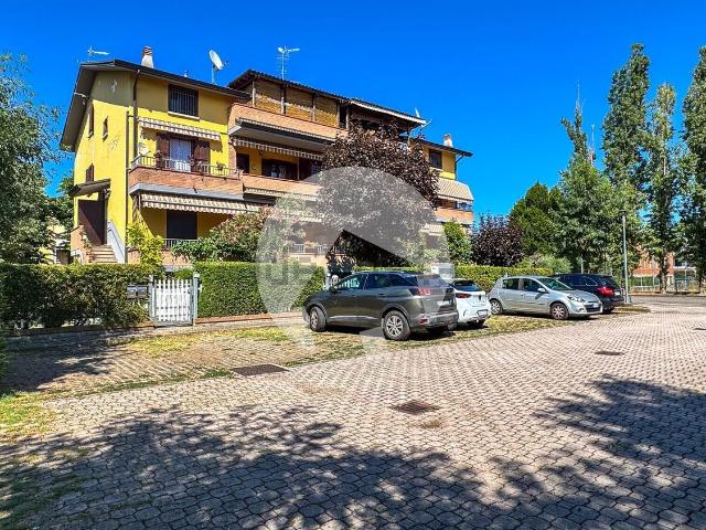 Appartamento in vendita a Re, Reggio Emilia