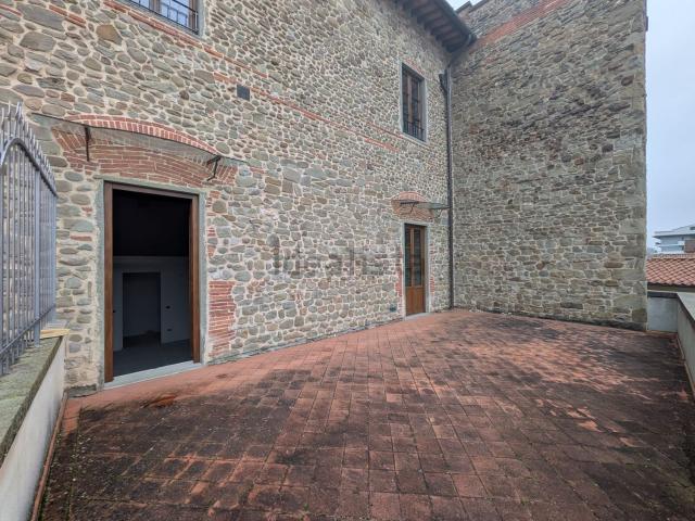 Appartamento in vendita a Figline e Incisa Valdarno, Figline Valdarno