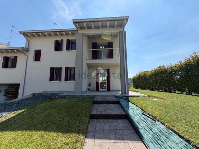 Appartamento in vendita a Villorba, Lancenigo