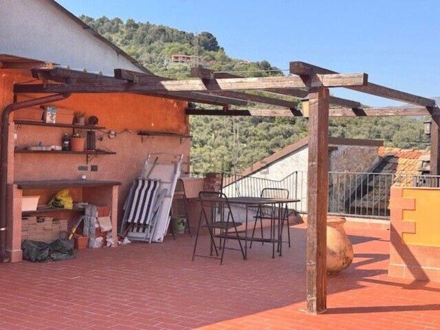 Appartamento in vendita a Imperia, Liguria