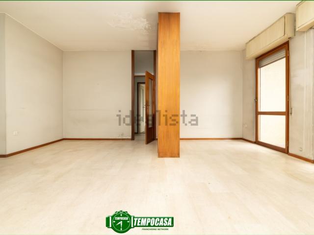 Appartamento in vendita a Cavenago Brianza, Lombardia