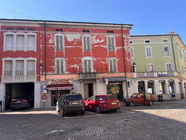 Appartamento in vendita a Collecchio, Reggio Emilia
