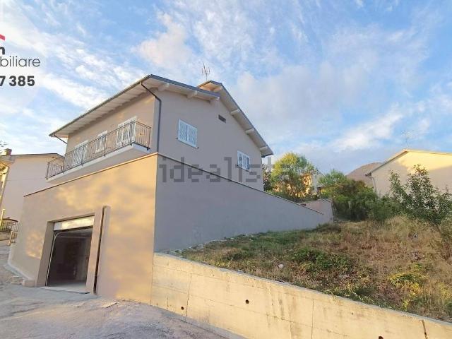 Appartamento in vendita a Tornimparte, Abruzzo
