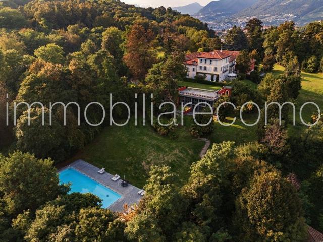 Appartamento in vendita a Cardano, Como