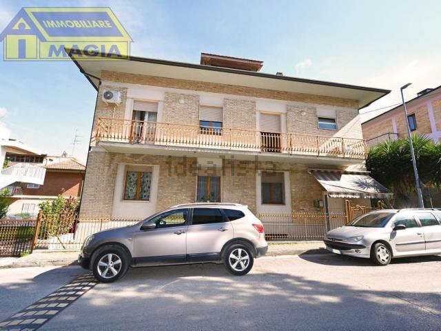 Appartamento in vendita a Cerreto, Marche