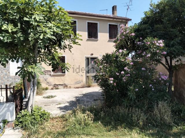 Appartamento in vendita a Lozzo Atestino, Veneto