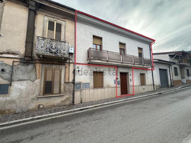 Appartamento in vendita a Raiano, L'Aquila